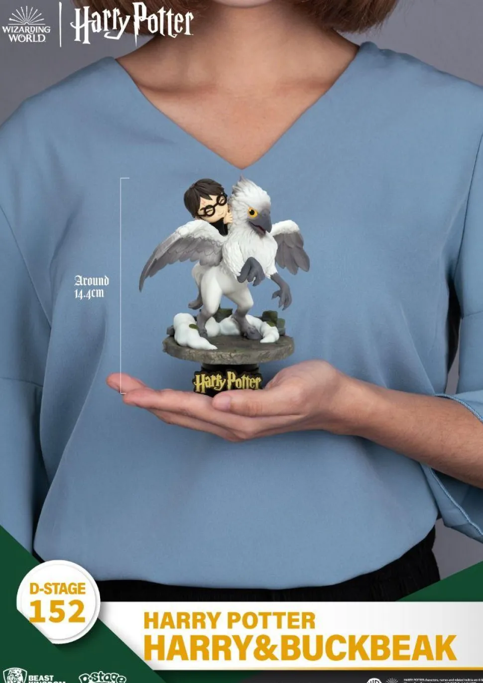 Harry Potter - Harry & Buckbeak D-Stage 6" PVC Diorama Statue