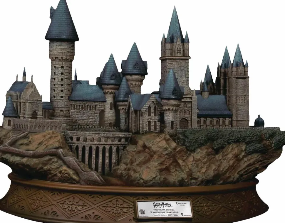 Harry Potter - Hogwarts School of Witchcraft and Wizardry Master Craft 16" Statue