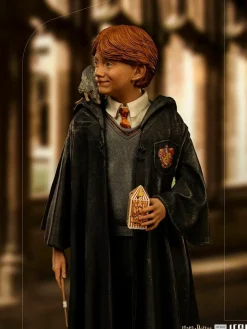 Harry Potter - Ron Weasley 20th Anniversary 1/10th Scale Statue