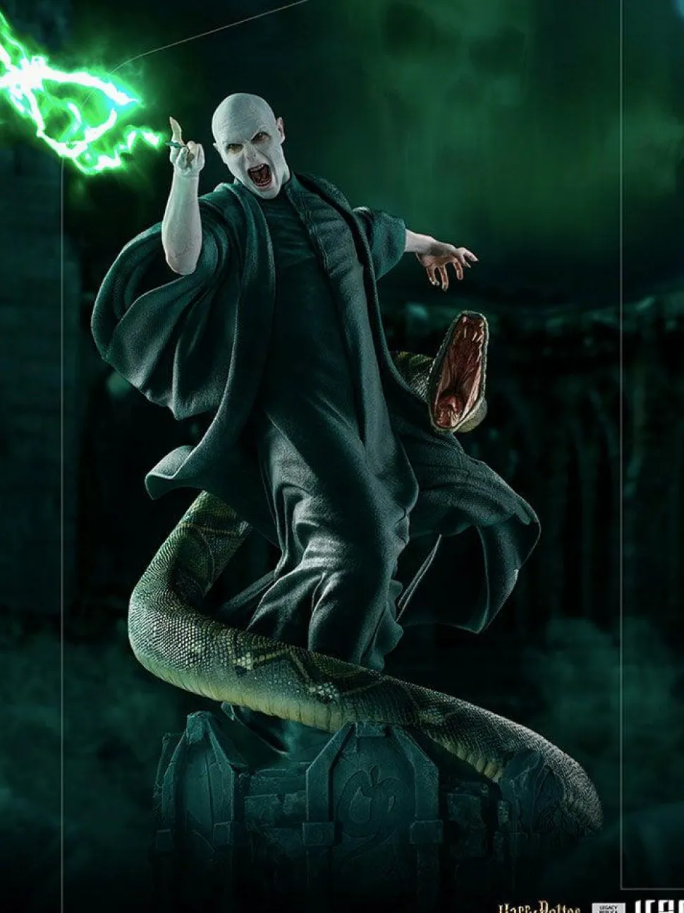 Harry Potter - Voldemort & Nagini 1/4 Scale Legacy Statue
