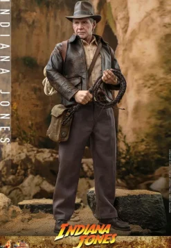 Indiana Jones and the Dial of Destiny - Indiana Jones 1/6th Scale Hot Toys Action Figure