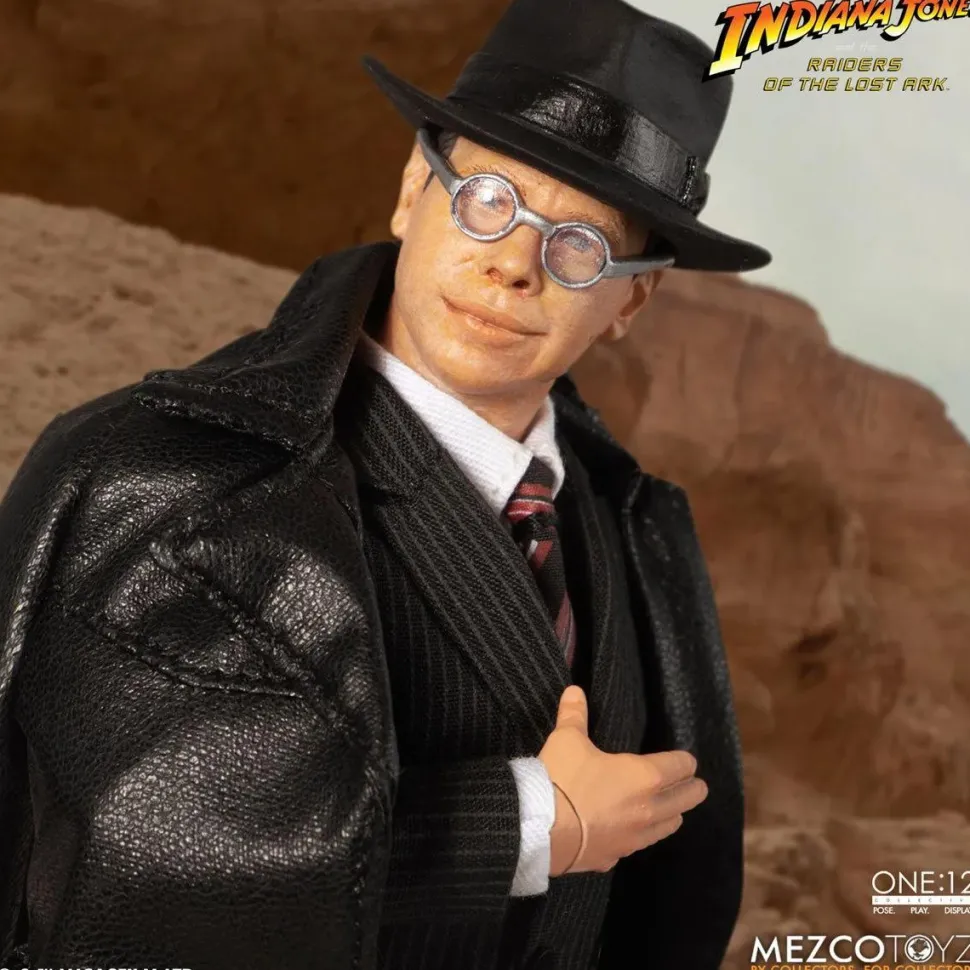 Indiana Jones and the Raiders of the Lost Ark - Major Toht & Ark of the Covenant One:12 Collective Action Figure