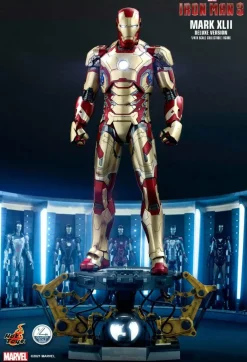 Iron Man 3 - Iron Man Mark XLII (42) Deluxe 1/4 Scale Hot Toys Action Figure