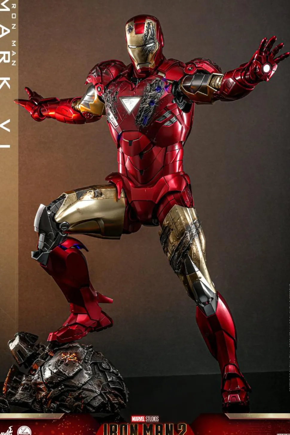 Iron Man 2 - Iron Man Mark VI 1/4th Scale Hot Toys Action Figure