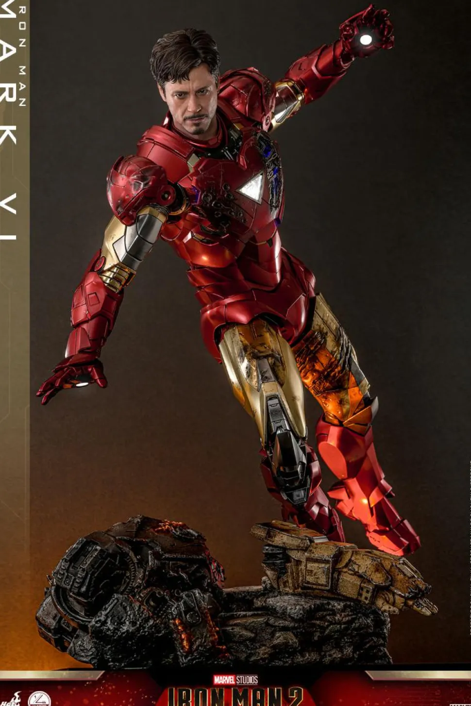 Iron Man 2 - Iron Man Mark VI 1/4th Scale Hot Toys Action Figure