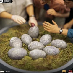 Jurassic Park - Dino Hatching 1/10th Scale Statue