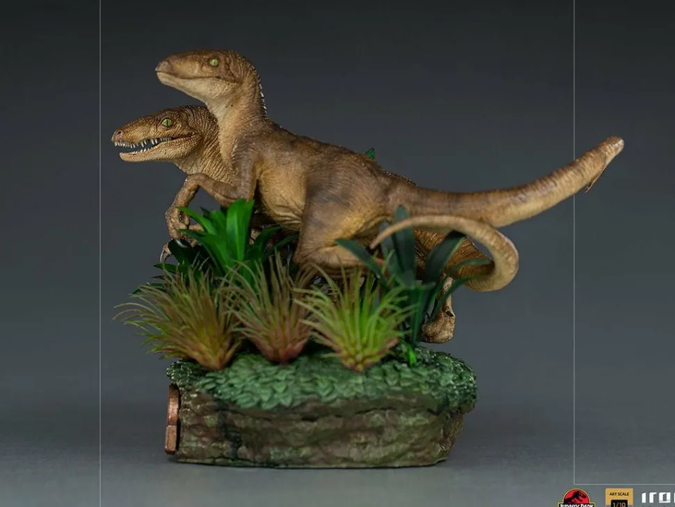 Jurassic Park - Just the Two Raptors Deluxe 1/10th Scale Statue