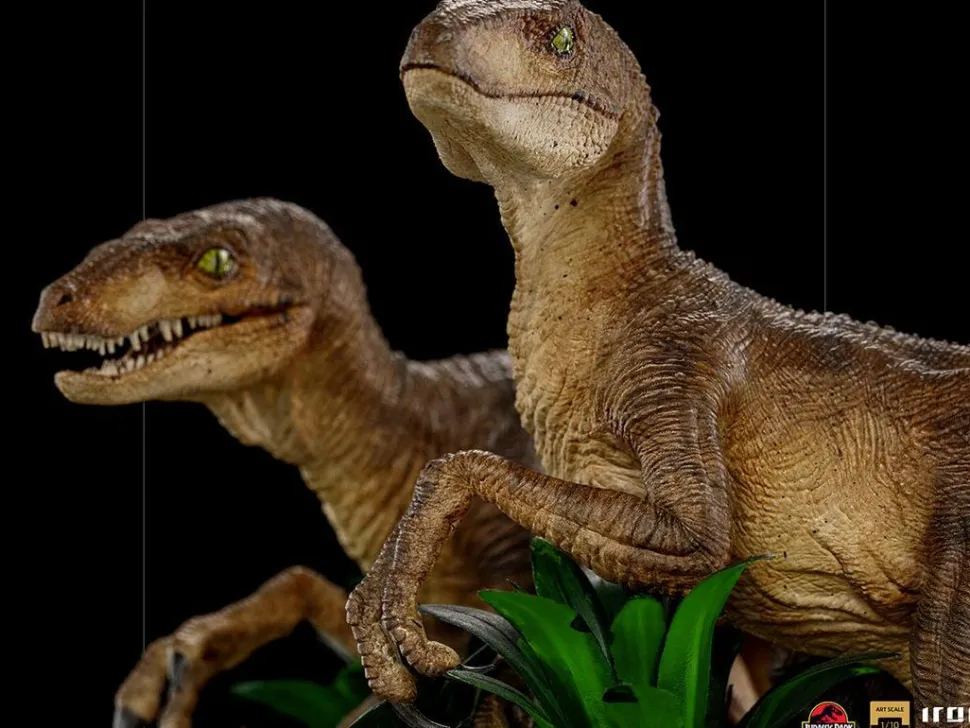 Jurassic Park - Just the Two Raptors Deluxe 1/10th Scale Statue