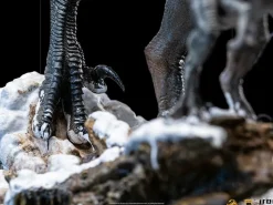 Jurassic World: Dominion - Blue & Beta Velociraptor Deluxe 1/10th Scale Statue