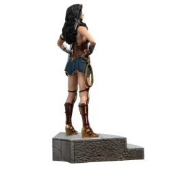 Justice League - Wonder Woman 1/6th Scale Statue