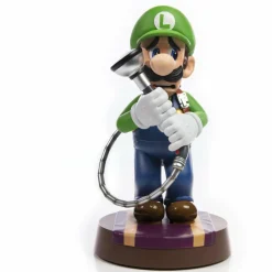 Luigi’s Mansion 3 - Luigi 9” PVC Statue