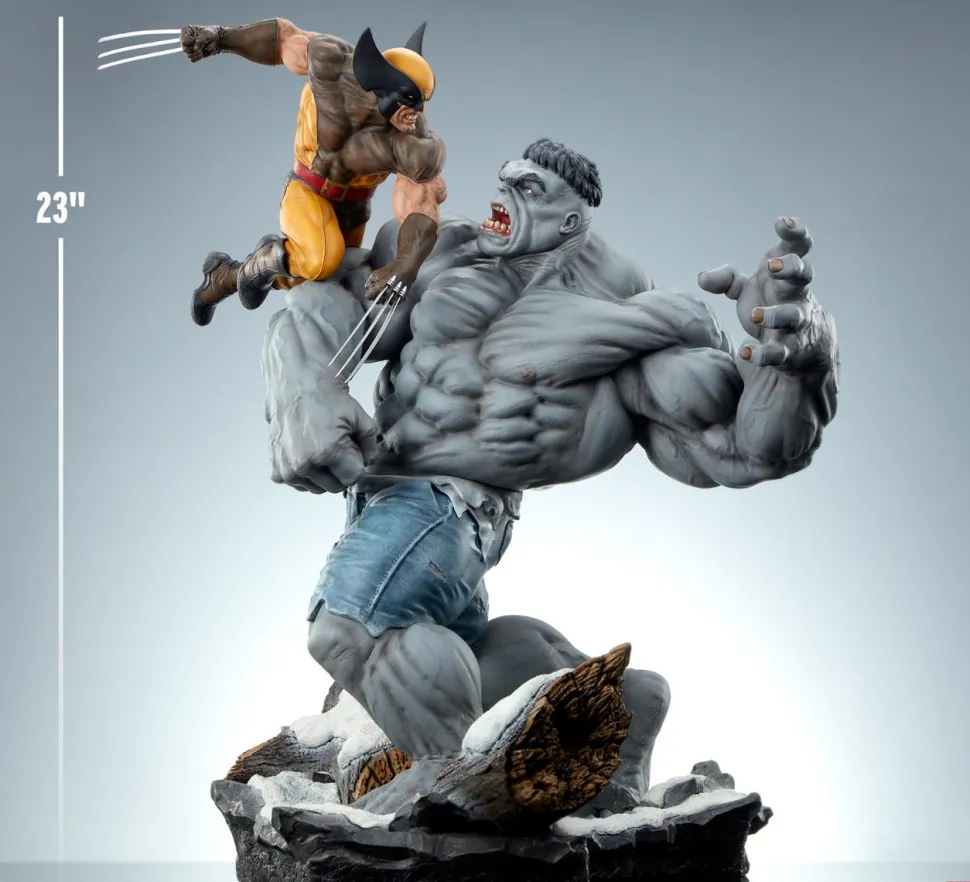 Marvel - Grey Hulk vs. Wolverine 23" Maquette Statue