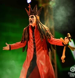 Mercyful Fate - The King Diamond III (Red) Rock Iconz 1/9th Scale Statue