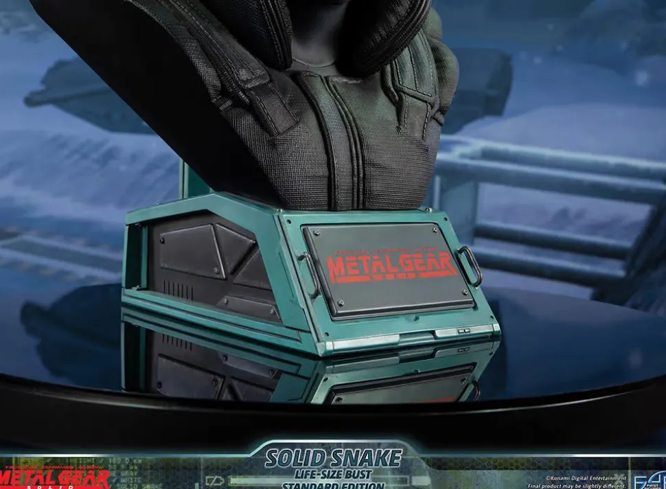 Metal Gear Solid - Solid Snake 1:1 Scale Life-Size Bust