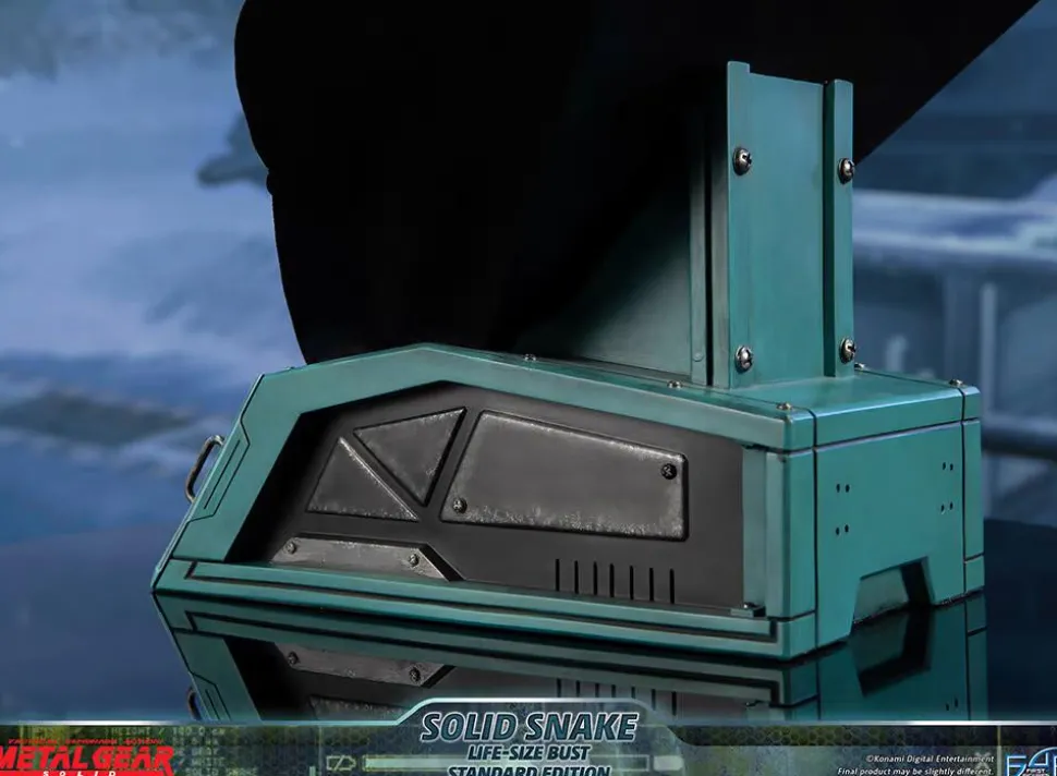 Metal Gear Solid - Solid Snake 1:1 Scale Life-Size Bust