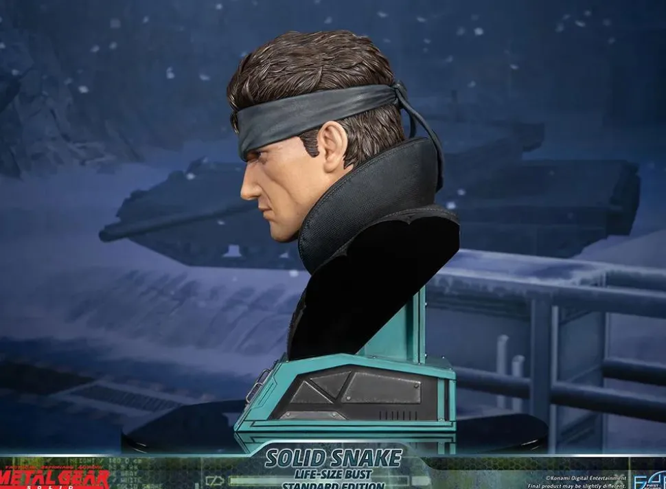 Metal Gear Solid - Solid Snake 1:1 Scale Life-Size Bust