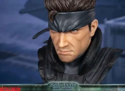 Metal Gear Solid - Solid Snake Grand Scale 12” Bust