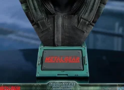 Metal Gear Solid - Solid Snake Grand Scale 12” Bust