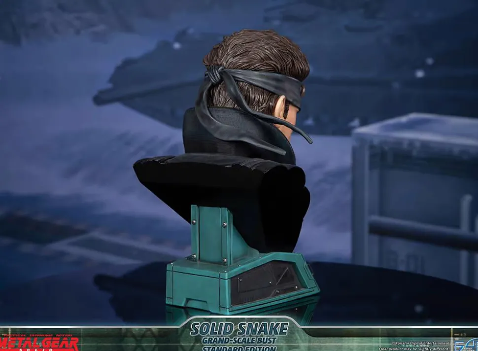 Metal Gear Solid - Solid Snake Grand Scale 12” Bust