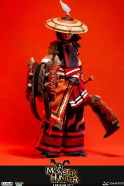 Monster Hunter - Male Hunter Yukumo Armour Deluxe 1/6th Scale Action Figure