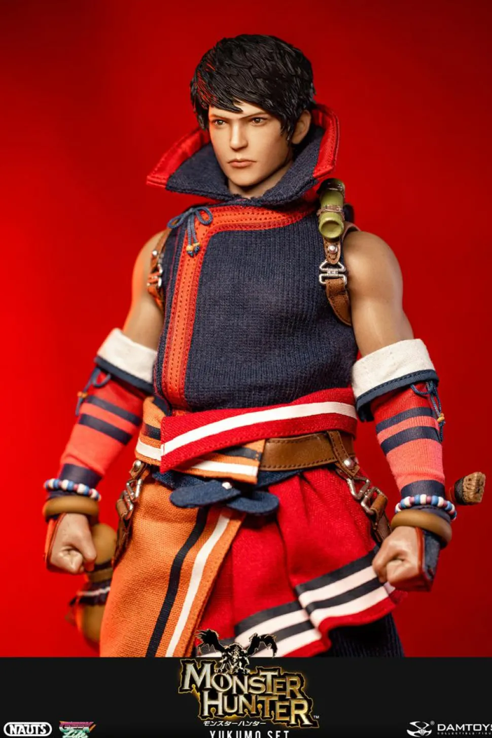 Monster Hunter - Male Hunter Yukumo Armour Deluxe 1/6th Scale Action Figure