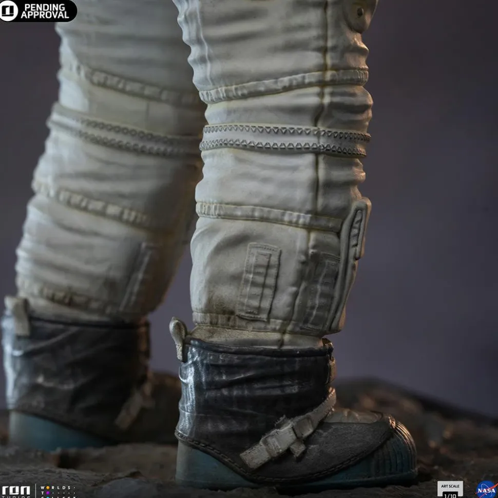NASA - Apollo 11 Astronaut 1/10th Scale Statue