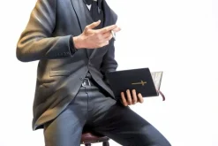 Preacher - Jesse Custer 10” Statue