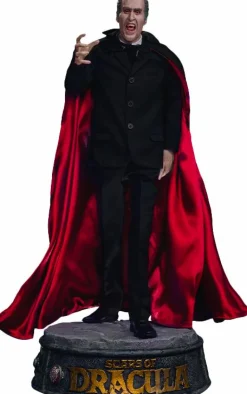 Scars of Dracula - Count Dracula Light-Up Variant 1/4 Scale Statue (Int Sales Only)