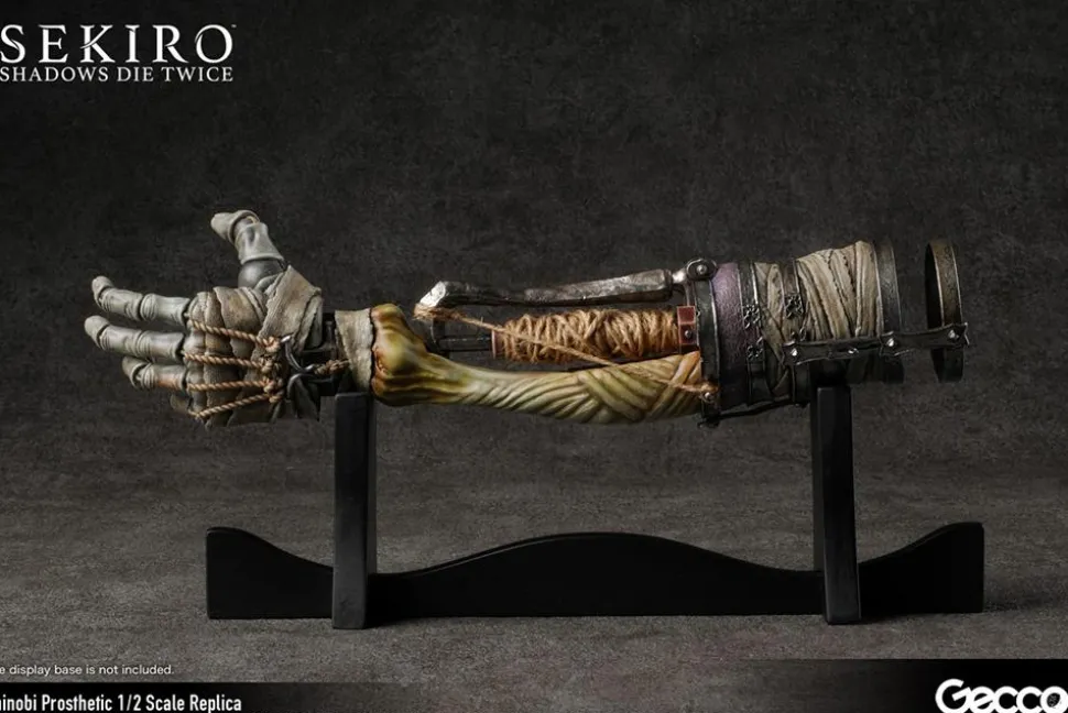 Sekiro: Shadows Die Twice - Shinobi Prosthetic 1/2 Scale Replica Statue