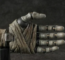 Sekiro: Shadows Die Twice - Shinobi Prosthetic 1/2 Scale Replica Statue