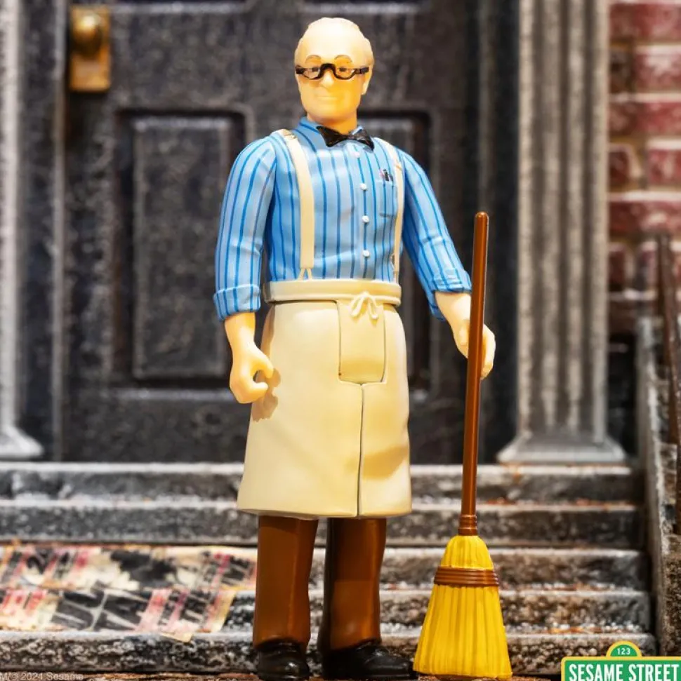 Sesame Street - Mr. Hooper ReAction 3.75" Action Figure (Wave 3)