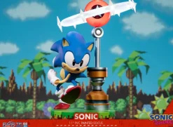 Sonic the Hedgehog - Sonic Collector’s Edition 11” PVC Statue