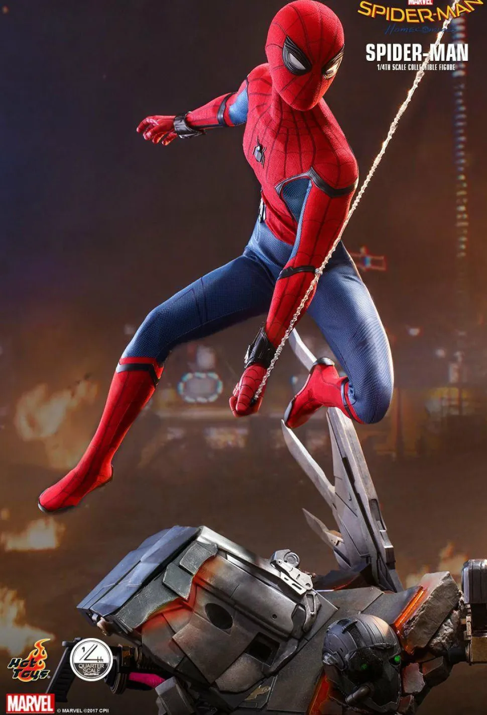 Spider-Man: Homecoming - Spider-Man 1/4 Scale Hot Toys Action Figure