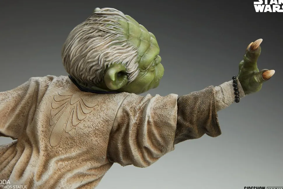 Star Wars - Yoda Mythos 17” Statue