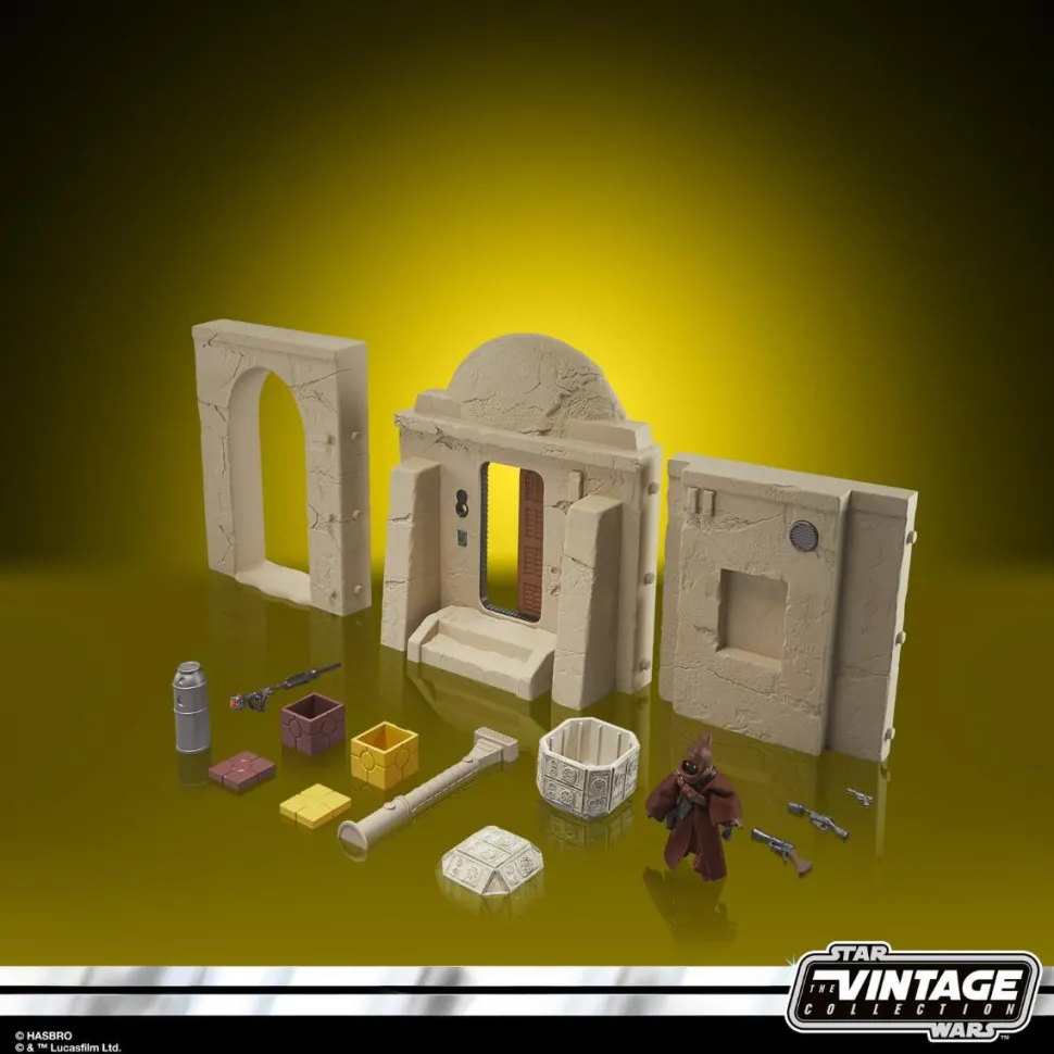 Star Wars Episode IV: A New Hope - Streets of Mos Eisley with Jawa Vintage Collection Kenner 3.75" Scale Action Figure Diorama Playset