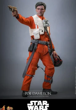 Star Wars Episode VII: The Force Awakens - Poe Dameron 1/6th Scale Hot Toys Action Figure