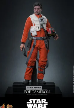 Star Wars Episode VII: The Force Awakens - Poe Dameron 1/6th Scale Hot Toys Action Figure