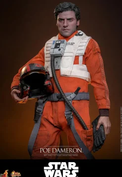 Star Wars Episode VII: The Force Awakens - Poe Dameron 1/6th Scale Hot Toys Action Figure