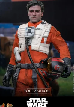 Star Wars Episode VII: The Force Awakens - Poe Dameron 1/6th Scale Hot Toys Action Figure