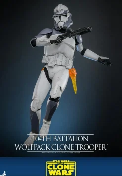 Star Wars: The Clone Wars - 104th Battalion Wolfpack Clone Trooper 1/6th Scale Hot Toys Action Figure