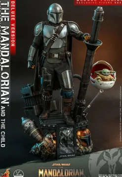 Star Wars: The Mandalorian - The Mandalorian & The Child Deluxe 1/4 Scale Hot Toys Action Figure 2-Pack (Int Sales Only)