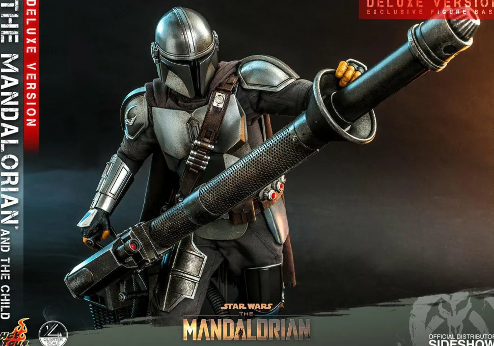 Star Wars: The Mandalorian - The Mandalorian & The Child Deluxe 1/4 Scale Hot Toys Action Figure 2-Pack (Int Sales Only)