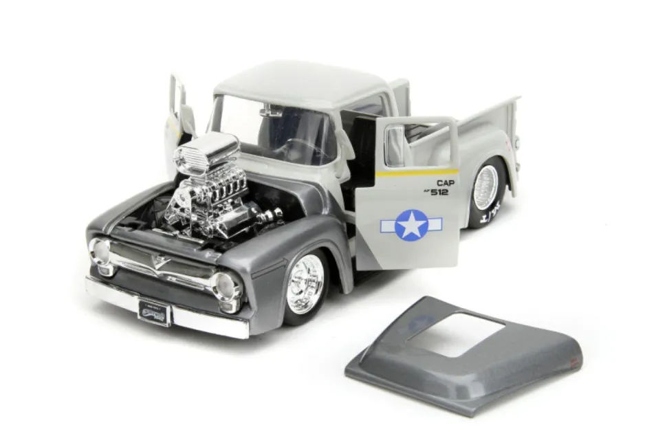 Street Fighter - Guile & 1856 Ford F-100 Anime Hollywood Rides 1/24th Scale Die-Cast Vehicle Replica