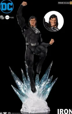 Superman - Black Suit Superman 1/3 Scale Statue by Ivan Reis