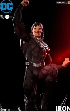 Superman - Black Suit Superman 1/3 Scale Statue by Ivan Reis