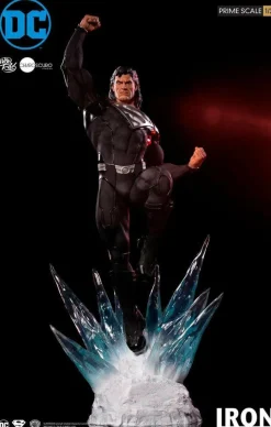 Superman - Black Suit Superman 1/3 Scale Statue by Ivan Reis