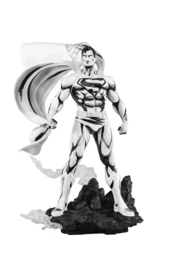Superman - John Byrne's Superman Black & White Version 1/8th Scale PVC Statue
