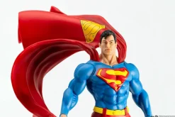 Superman - John Byrne's Superman 1/8th Scale PVC Statue