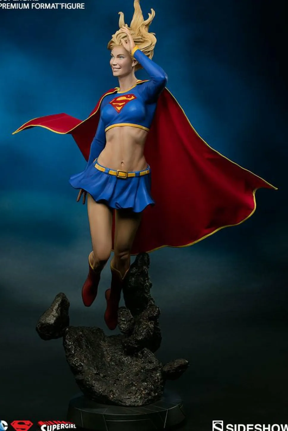 Superman - Supergirl Premium Format Statue