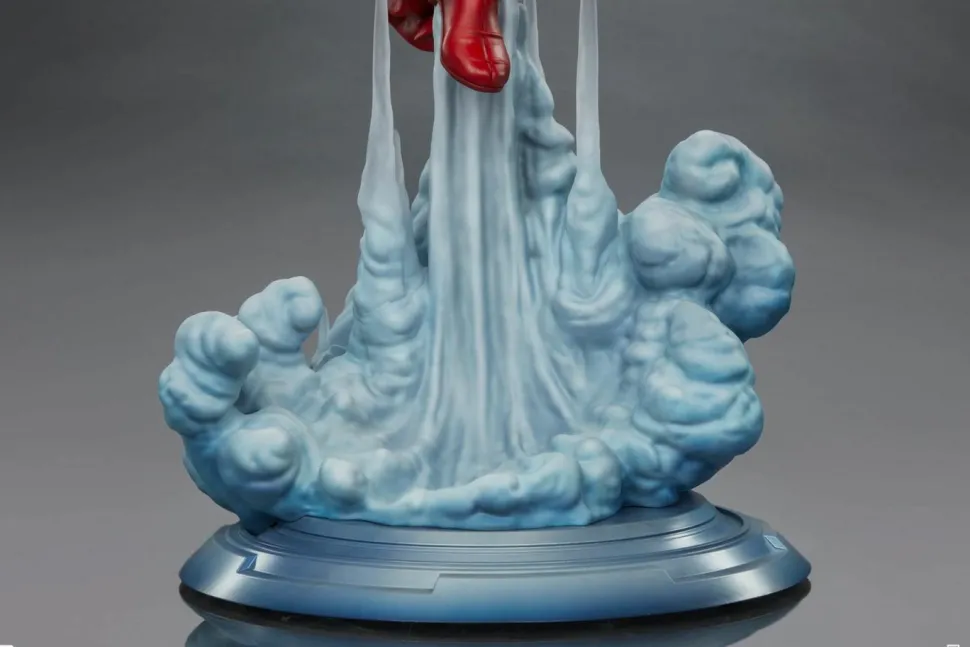 Superman - Superman Premium Format Statue by The Kucharek Brothers